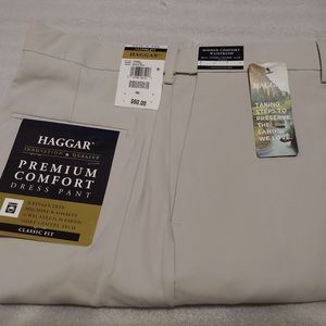 HAGGAR CLASSIC FIT MENS DRESS PANT. 0109